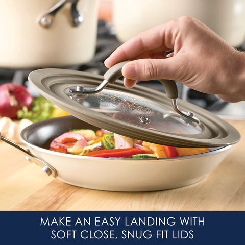 Small Universal Silicone-Rimmed Glass Lid, 6-8.5"