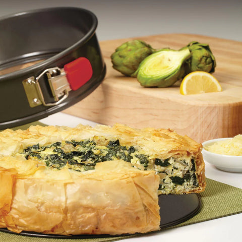 9-Inch Nonstick Springform Pan Red